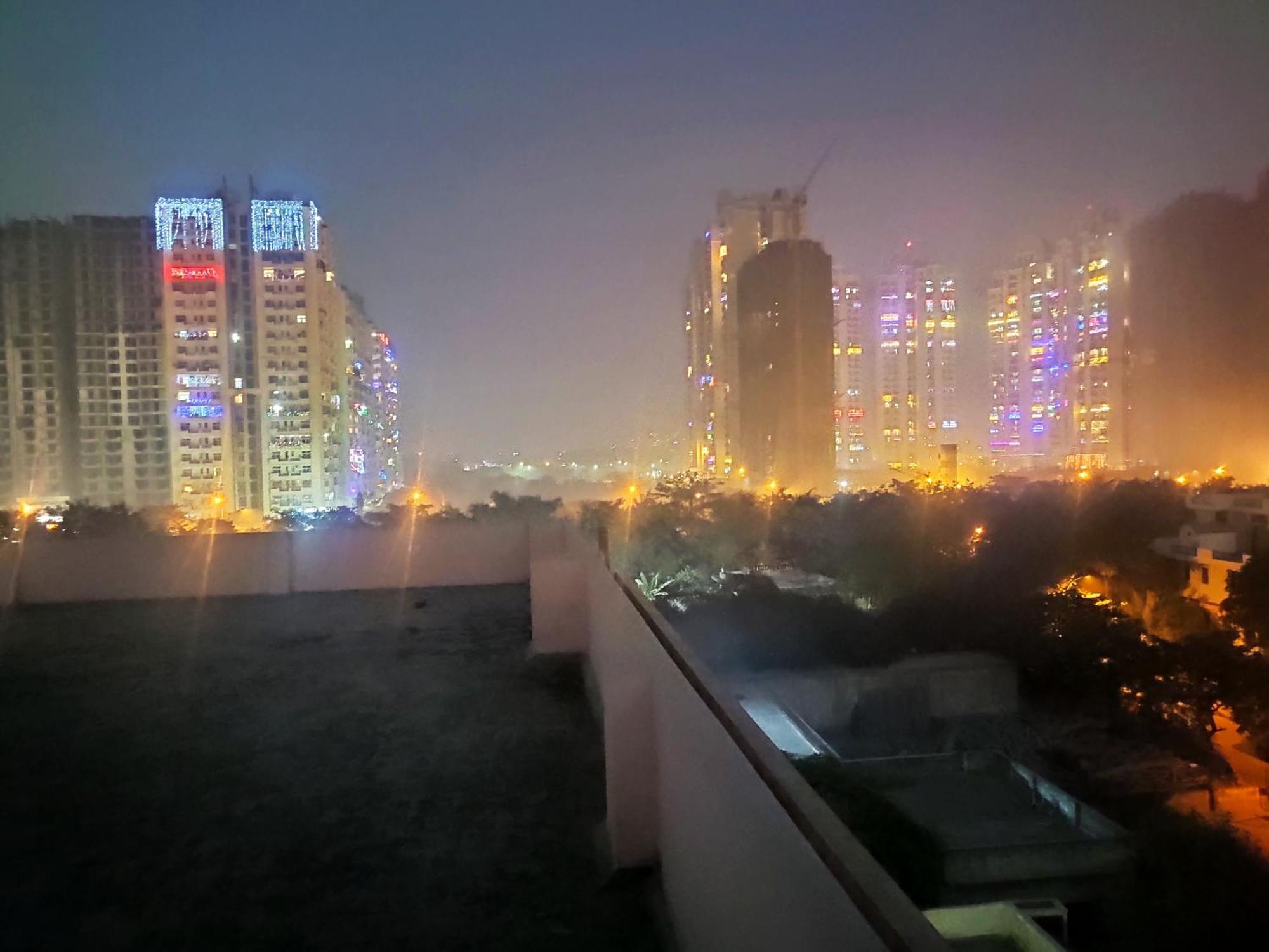 Aparthotel Yog Bhawan Greater Noida Exteriér fotografie